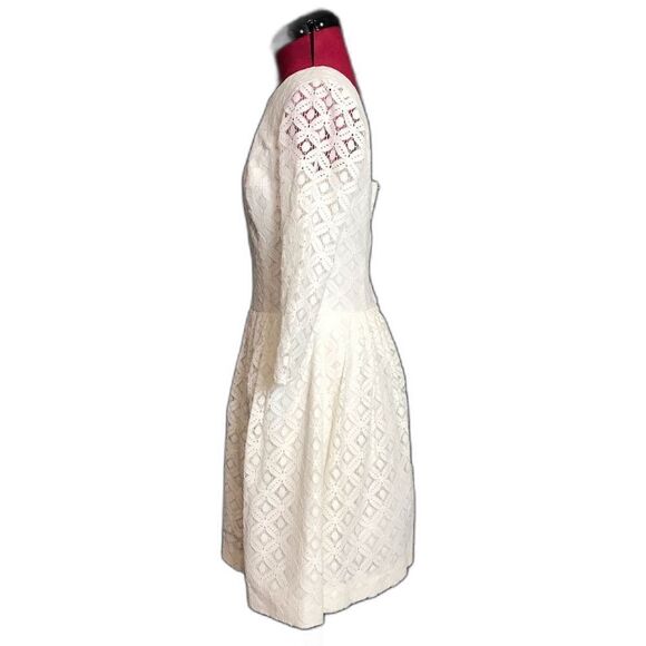 Lilly Pulitzer Lori Dress Women’s Size 4 Ivory Lace Eyelet Fit & Flare - Picture 6 of 11